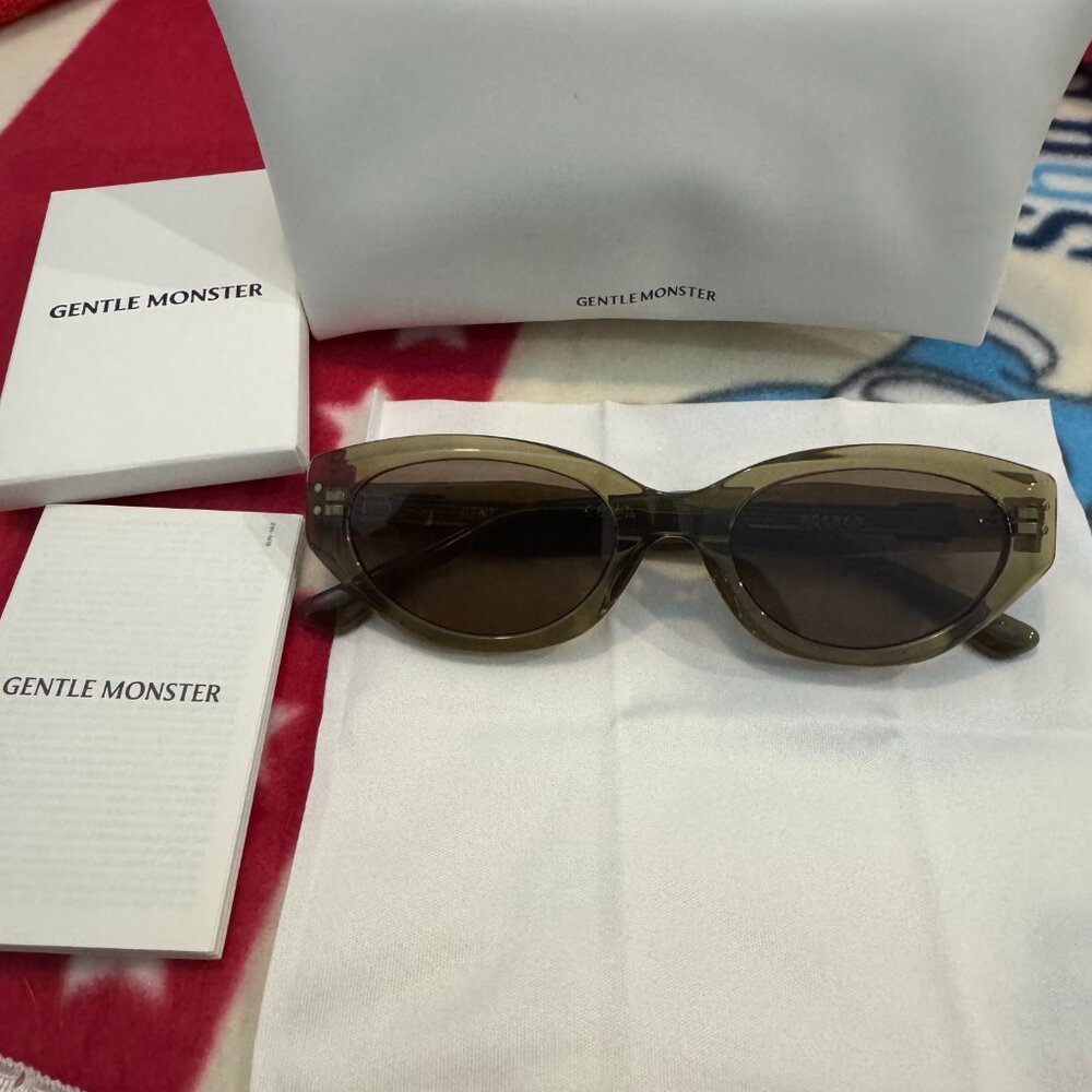 Gentle Monster Statement Sunglasses – Brown Gradient Luxe Gold Detail